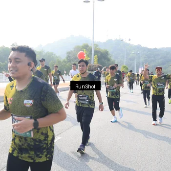 Runner Photo 6929373