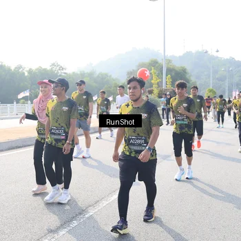 Runner Photo 6929375