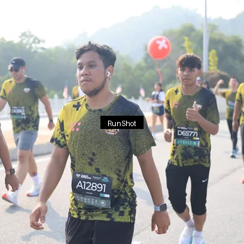 Runner Photo 6929381