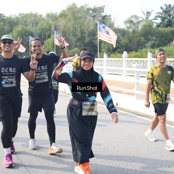 Runner Photo 6929396