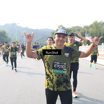 Runner Photo 6929415