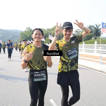 Runner Photo 6929431