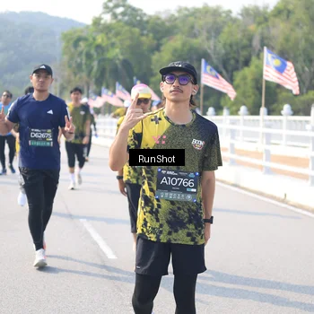 Runner Photo 6929441