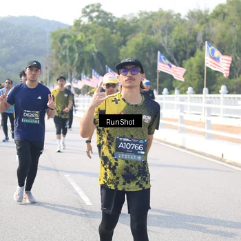 Runner Photo 6929443