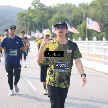 Runner Photo 6929445
