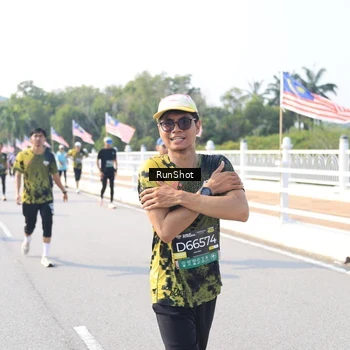 Runner Photo 6929491
