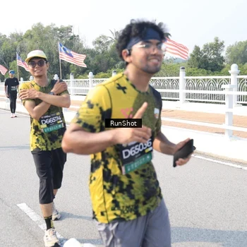 Runner Photo 6929496