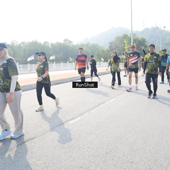 Runner Photo 6929501