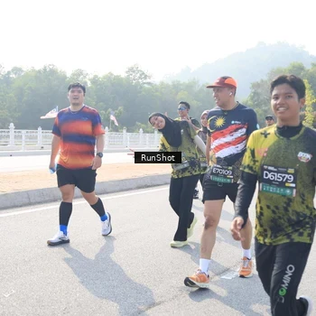 Runner Photo 6929522