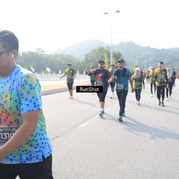 Runner Photo 6929541