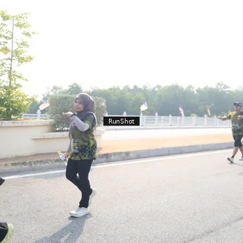 Runner Photo 6929554