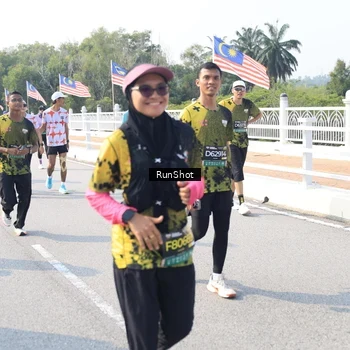 Runner Photo 6929561