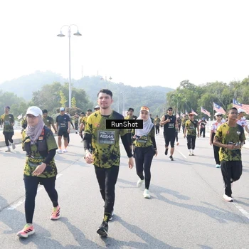 Runner Photo 6929564