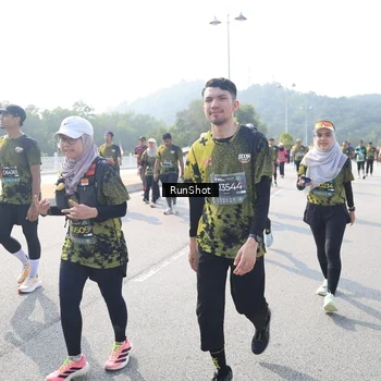 Runner Photo 6929568