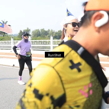 Runner Photo 6929613