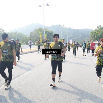 Runner Photo 6929619