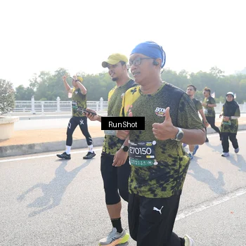 Runner Photo 6929669