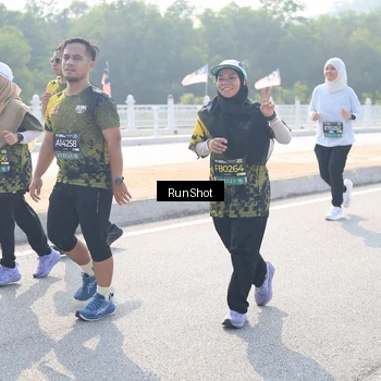 Runner Photo 6929678