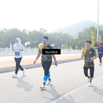 Runner Photo 6929688