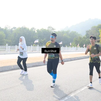 Runner Photo 6929692