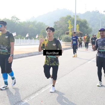 Runner Photo 6929696