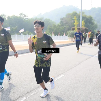 Runner Photo 6929701