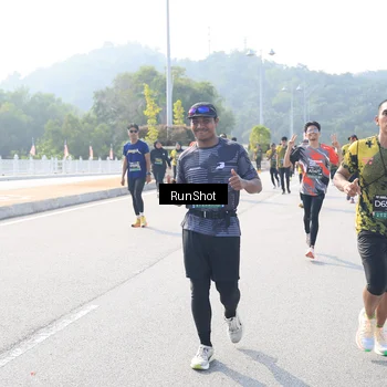 Runner Photo 6929707