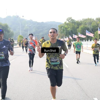 Runner Photo 6929709