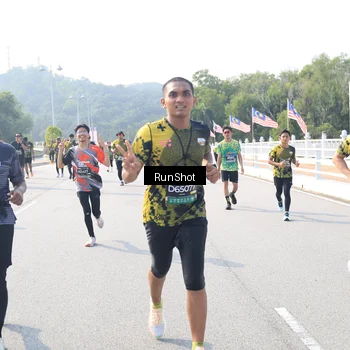 Runner Photo 6929713