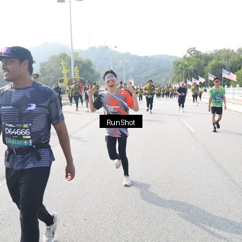 Runner Photo 6929721
