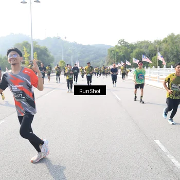 Runner Photo 6929723