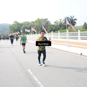 Runner Photo 6929731