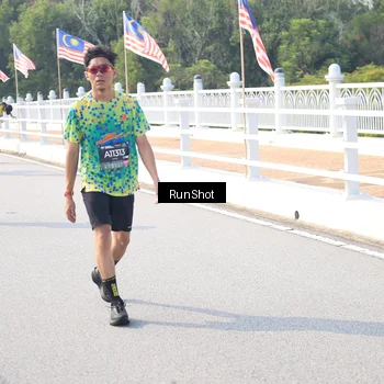 Runner Photo 6929743