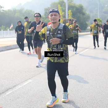 Runner Photo 6929755