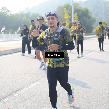 Runner Photo 6929757