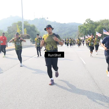 Runner Photo 6929766