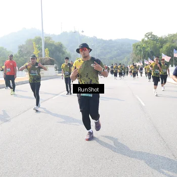 Runner Photo 6929768