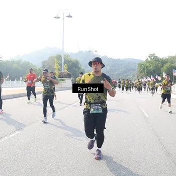 Runner Photo 6929770