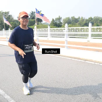 Runner Photo 6929779