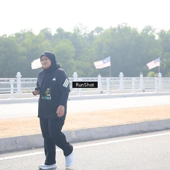 Runner Photo 6929795