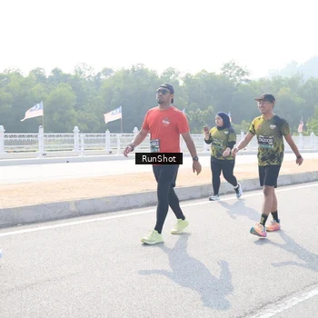 Runner Photo 6929804