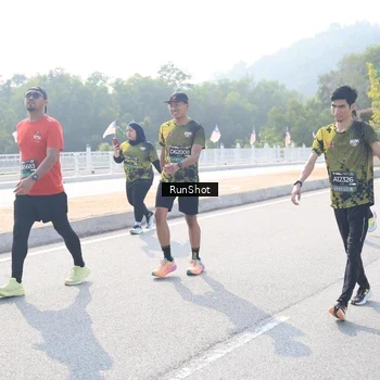 Runner Photo 6929808
