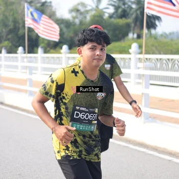 Runner Photo 6929840