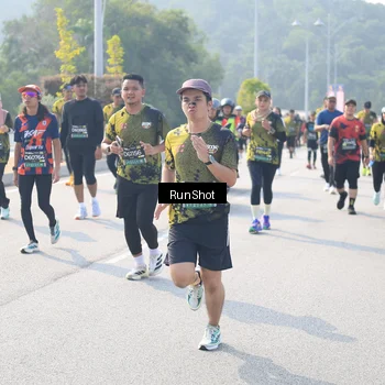 Runner Photo 6929847