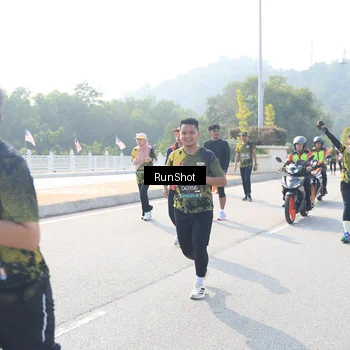 Runner Photo 6929858