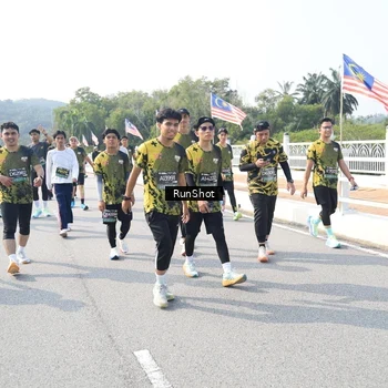 Runner Photo 6929874