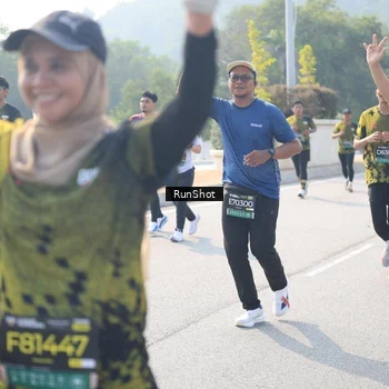 Runner Photo 6929893