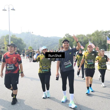 Runner Photo 6929900