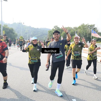 Runner Photo 6929902
