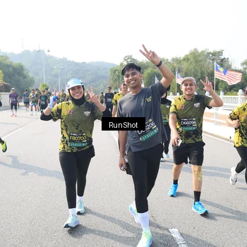Runner Photo 6929903